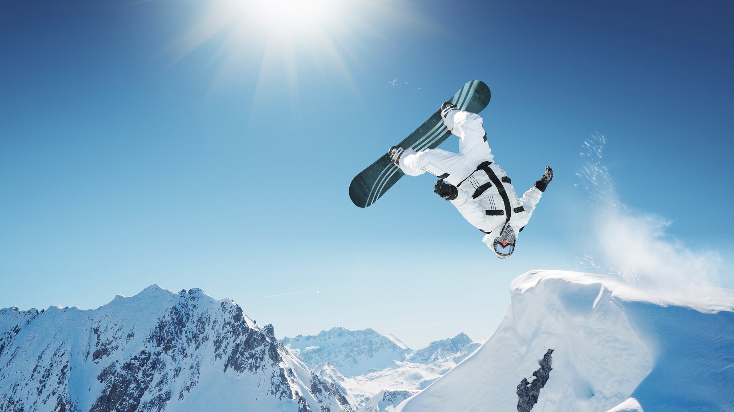 穆古鲁扎回归赛场，赛况扑朔迷离首场状态亮眼，巴黎圣日耳曼观众沸腾！